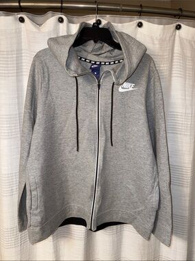 Nike Light Gray Full-Zip Hoodie with White Logo